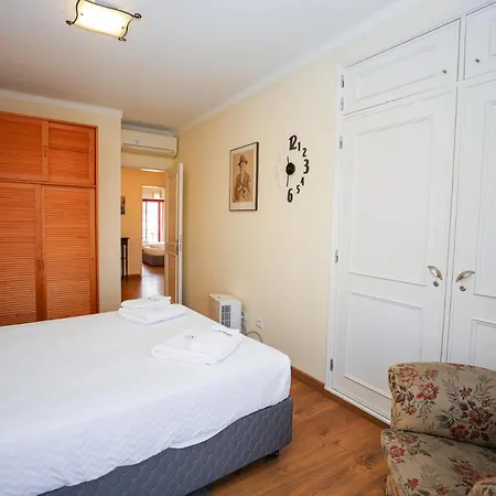 C27 - Torraltinha Way Apartment