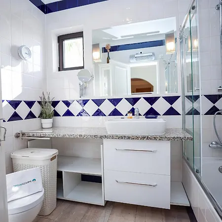 C27 - Torraltinha Way