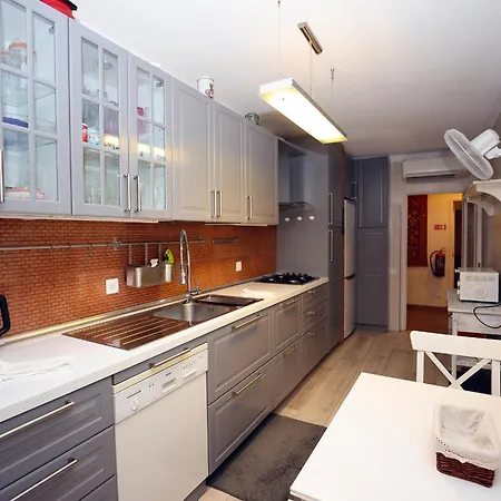 C27 - Torraltinha Way