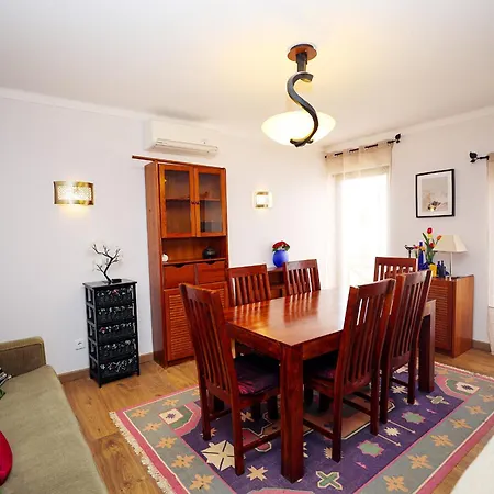 C27 - Torraltinha Way *